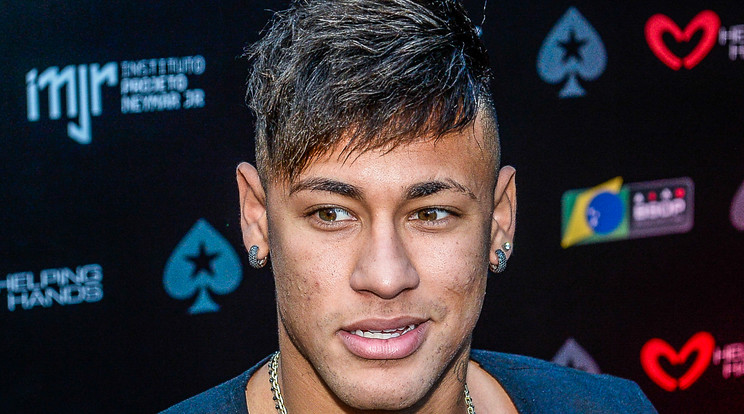 Neymar imádja a tetoválásokat/ Fotó: Northfoto