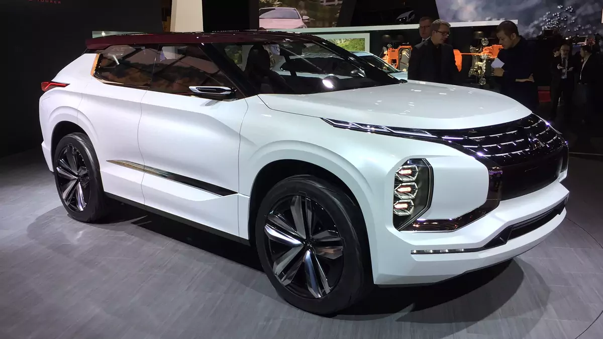 Mitsubishi GT-PHEV Concept