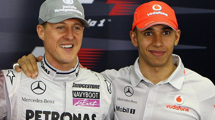 Michael Schumacher (balra) elképesztő sikereket ért el, de Lewis Hamilton képes lehet őt túlszárnyalni /Fotó: Getty Images