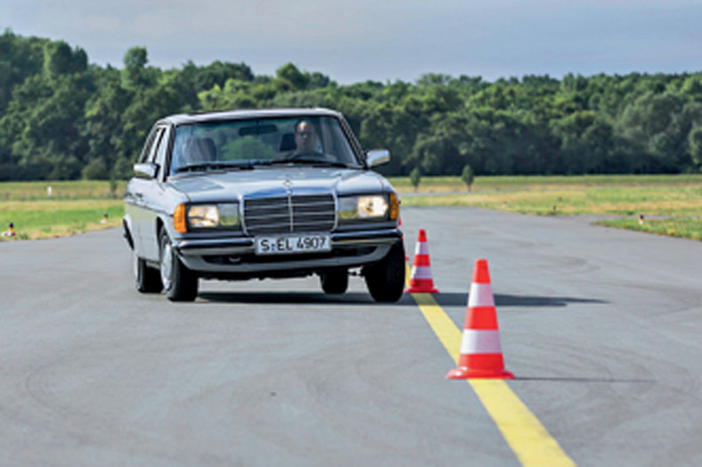 Mercedes W123 - Sycący jak schabowy z kapustą