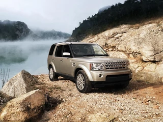 Land Rover Discovery 4