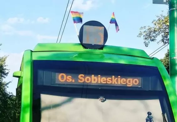 MPK Poznań zamiast miłości wybrało homofobię. Co oznaczają zdjęte flagi LGBT?