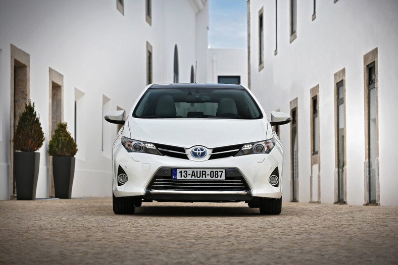 Nowa hybrydowa Toyota Auris już w Polsce