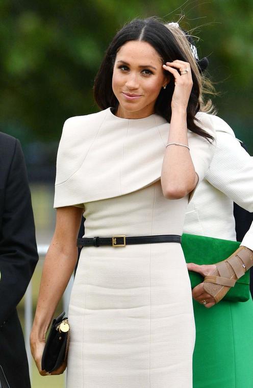   Sussex Duchess visiting Cheshire in Givenchy's dress 