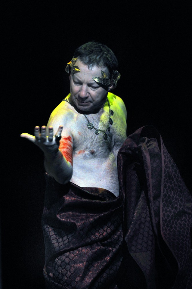 Zbigniew Zamachowski jako Aleksander Medycejski w sztuce "Lorenzaccio"