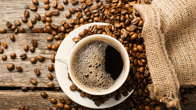 Już samo patrzenie na kawę może pobudzać tak, jak jej picie - mówią naukowcy