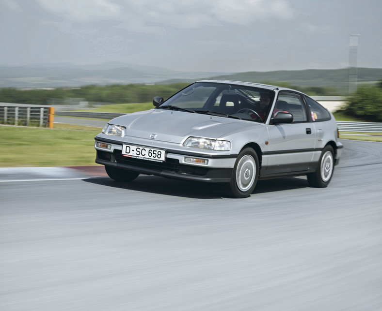 Honda CRX 1.6 16V - klasyk dla utalentowanych kierowców