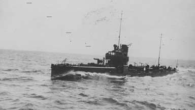 Nurkowie wydobyli u wybrzeży Malty dzwon okrętu ORP "Kujawiak”