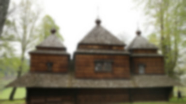 Drewniane cerkwie regionu karpackiego w Polsce i na Ukrainie
