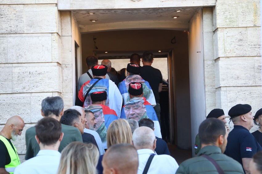 Sahrana Ratka Mladića