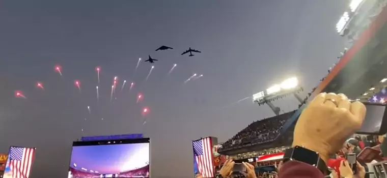 Widowiskowy przelot bombowców w czasie Super Bowl. Zobaczcie nagranie