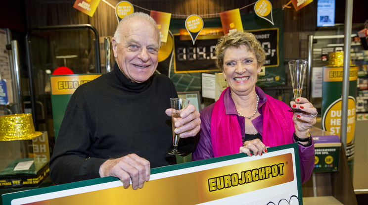 A dán Leif és Aase Sommer örömmel kürtölte 
világgá, amikor elvitték 
az Eurojackpot fődíját/Fotó:AFP