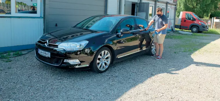 Pojechałem do komisu po auto do 20 tys. zł. Obejrzałem osiem modeli