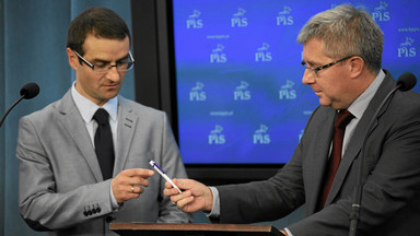 Czarnecki chce bronić dziennikarzy z "Rz"