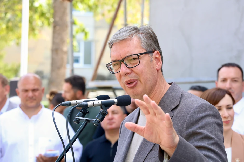 Aleksandar Vučić, u okviru posete Rasinskom okrugu, obilazi danas radove na izgradnji novog vrtića “Biseri” u Trsteniku