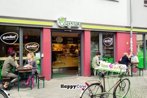 Goodies Cafe w berlińskim supermarkecie Veganz