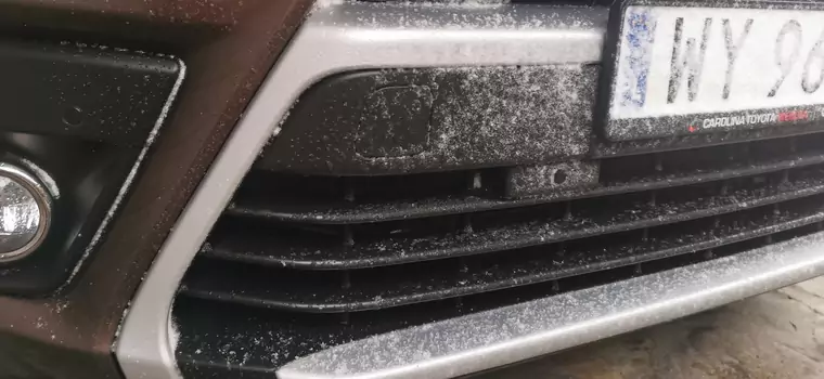 Pada śnieg i wiele systemów w samochodzie przestaje działać? To nie usterka