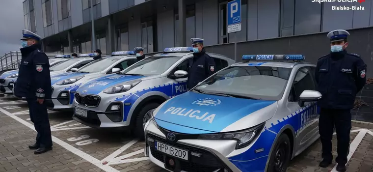 Radiowozy pod choinkę. 131 nowych pojazdów w policji