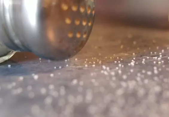 Sól przydaje się nie tylko w kuchni. Siedem nietypowych zastosowań