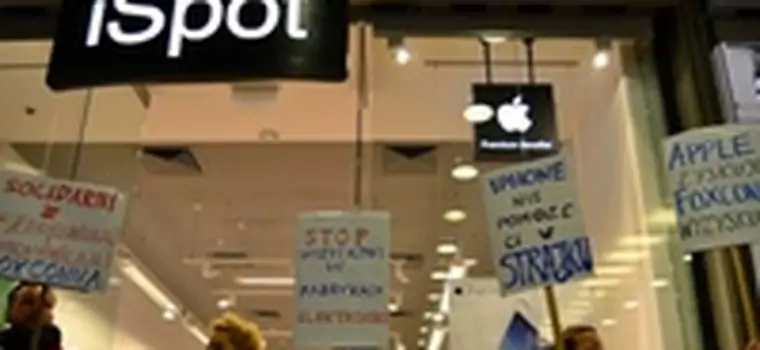 „Stop wyzyskowi!" W Poznaniu demonstranci zaprotestowali przeciwko Apple