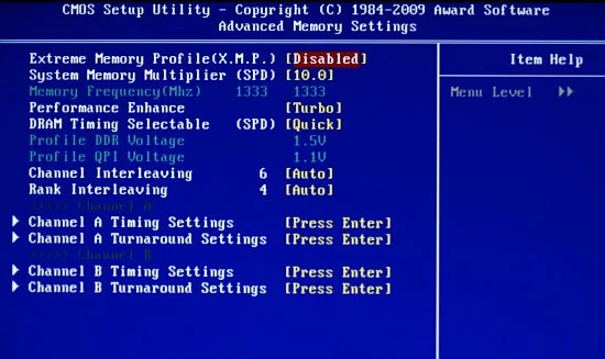 Advanced Memory Settings – tutaj można ustawić parametry działania pamięci