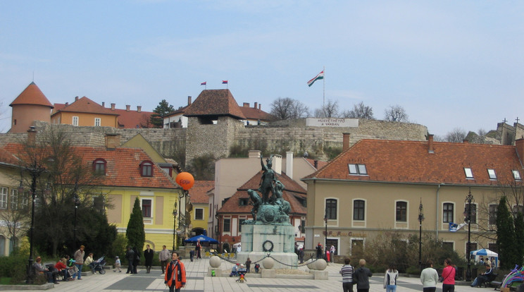 Eldurvult a Heves megye székhelyéért folyó küzdelem /Fotó: Northfoto