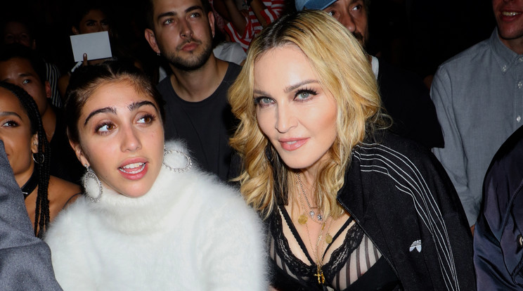 Madonna lánya ezúttal feneket villantott/Fotó:Northfoto