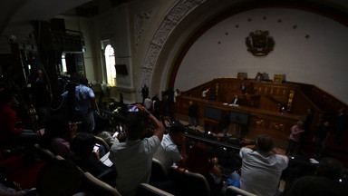 Wenezuela. "El Pais": od połowy maja ukrywa się lub zostało uwięzionych 22 posłów