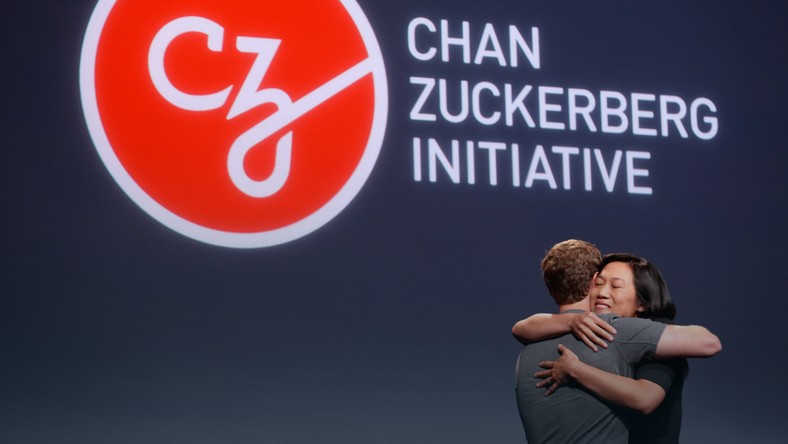 mark Zuckerberg and his żshe Priscilla  Chan