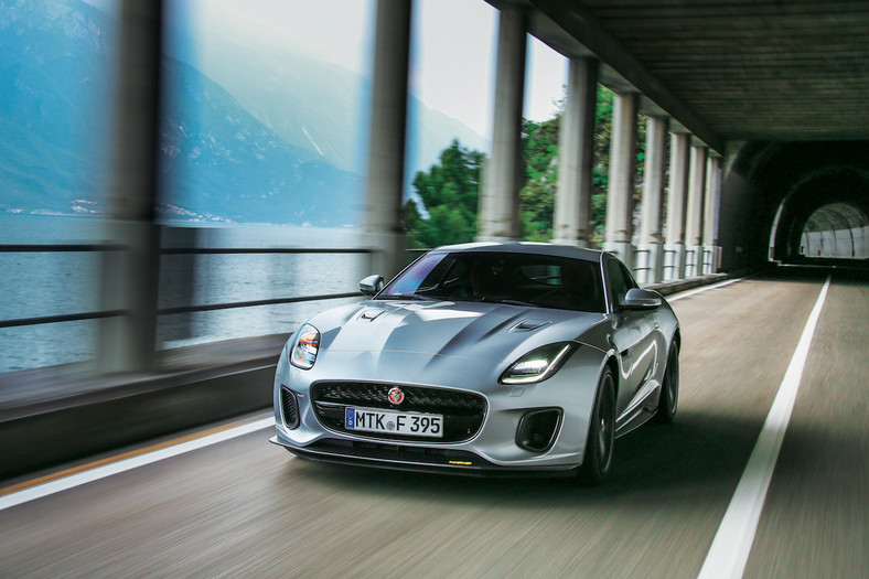 Jaguar F-Type 400 Sport