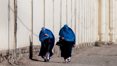 Talibowie zakazali rodzinom i kobietom wstępu do ogródków restauracyjnych