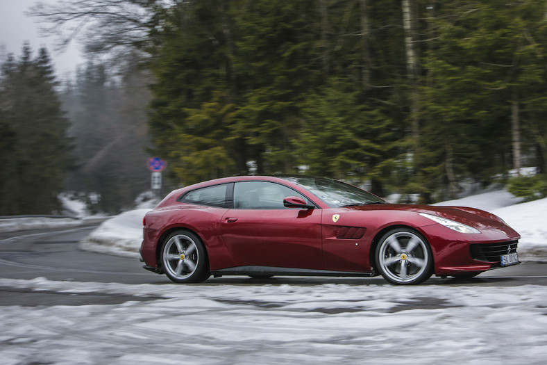 Ferrari GTC4 Lusso