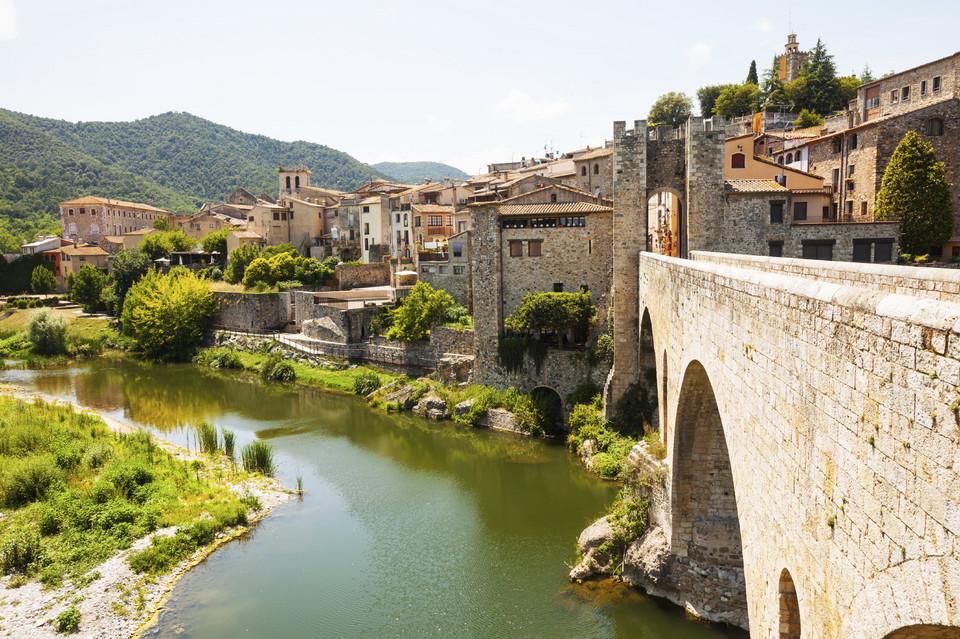 Besalu