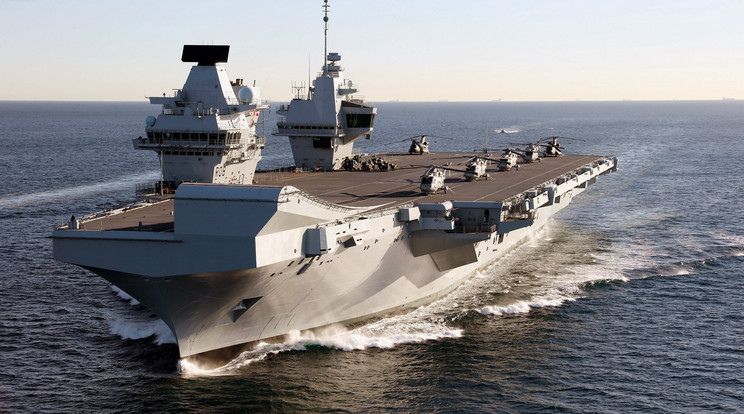 Gibraltárba érkezett a HMS Queen Elizabeth / Fotó: MTI