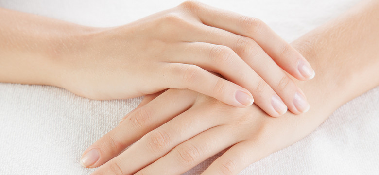 Detox manicure. Jak mieć piękne i zdrowe paznokcie?