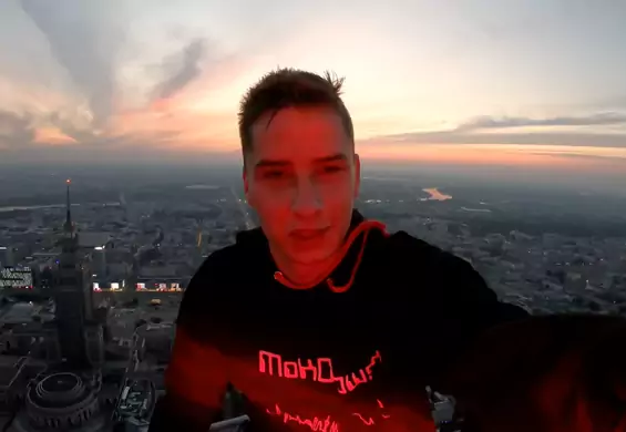 Youtuber wspiął się na szczyt dźwigu przy Varso Tower. "Sprawa trafi na policję"