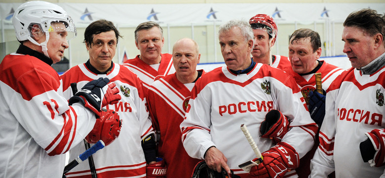 Trzy ekipy, zwycięstwo Rosji w finale z Białorusią. Propaganda kwitnie