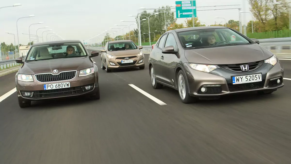 Honda Civic kontra Hyundai i30 i Skoda Octavia - atrakcyjne używane pięcioletnie kompakty.