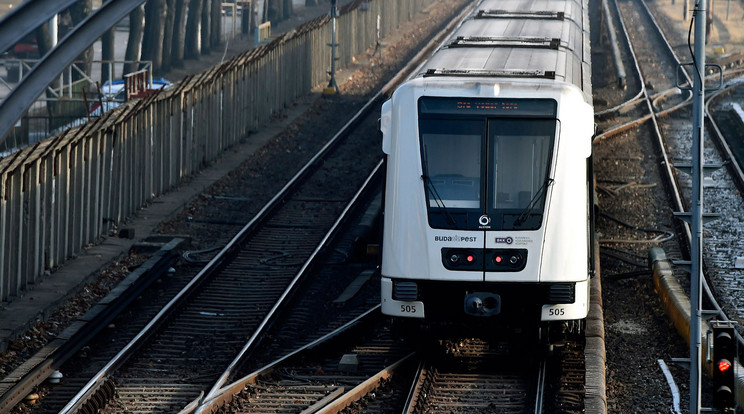 Alstom metrószerelvény - csalással jött? / MTI Fotó: Máthé Zoltán