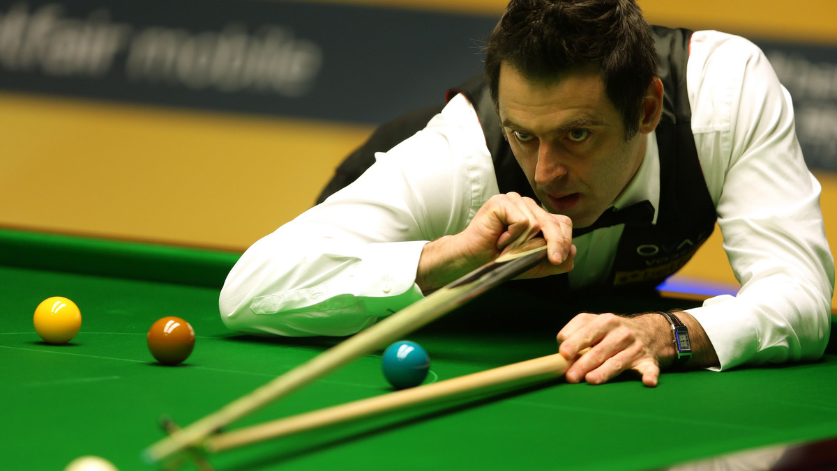 Ronnie O’Sullivan uciekł spod topora i awansował do ćwierćfinału snookerowych mistrzostw świata. Główny faworyt czempionatu pokonał 13-11 Joe Perry’ego.