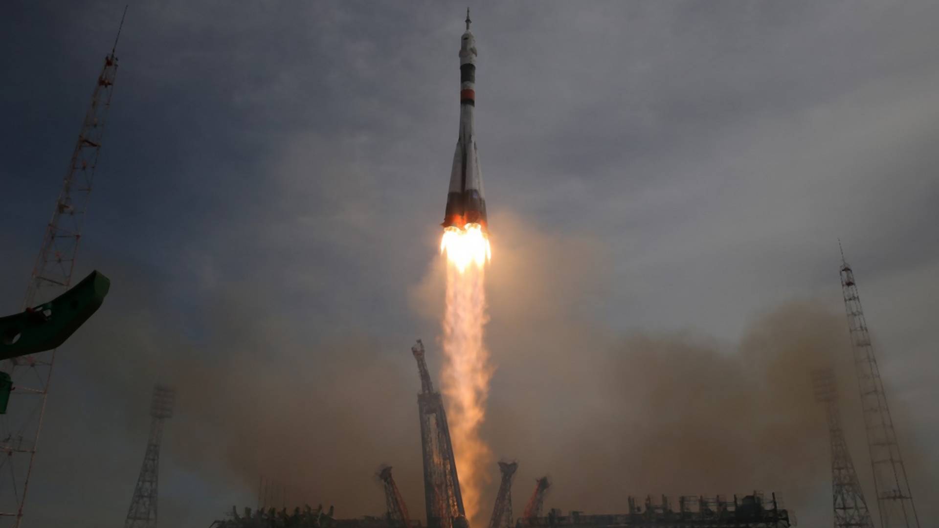 NASA lansira raketu kako bi obojila nebo