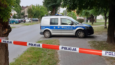Atak nożownika w Tomaszowie Lubelskim. Policja użyła broni palnej