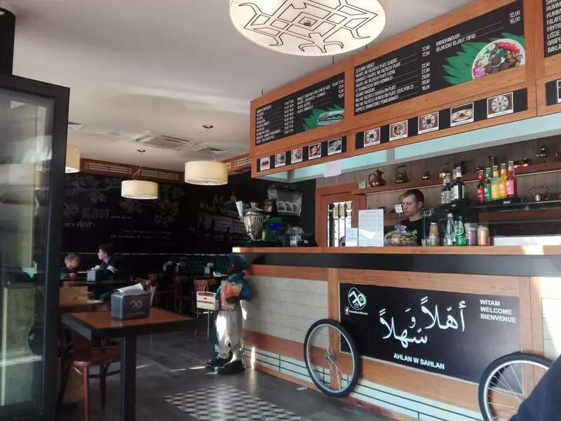 Wnętrze Falafel Bejrut