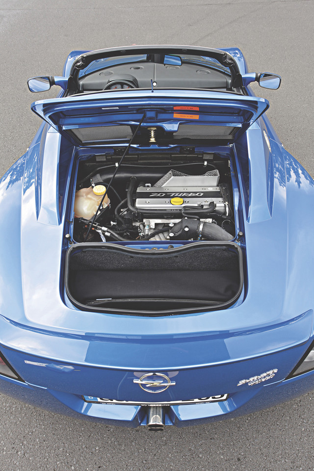 Opel Speedster Turbo - wyjątek z turbo
