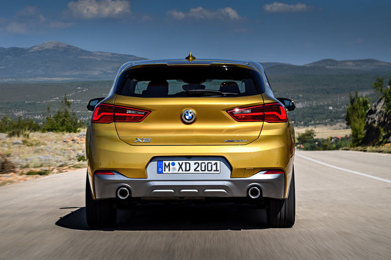 BMW X2