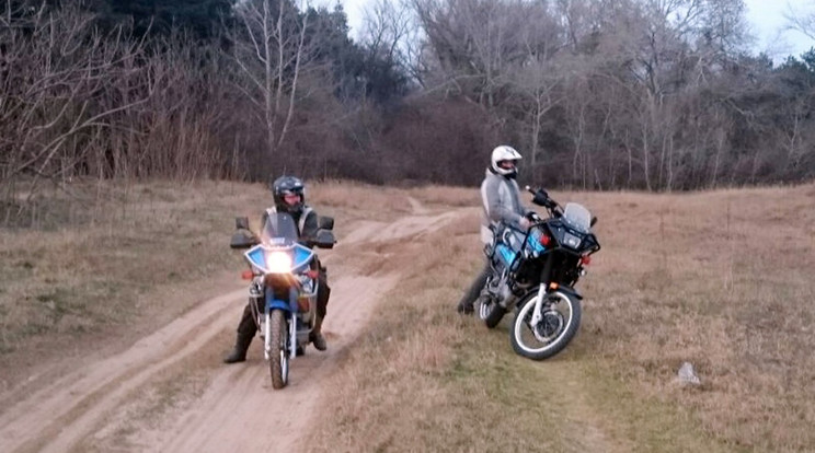 A férfi még 
lefotózta a két motoros 
támadót / Fo­tó: police.hu