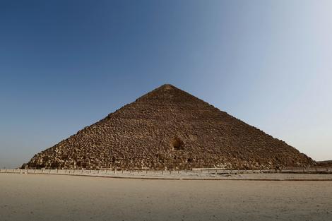 Severna strana Kufove odnosno Keopsove piramide