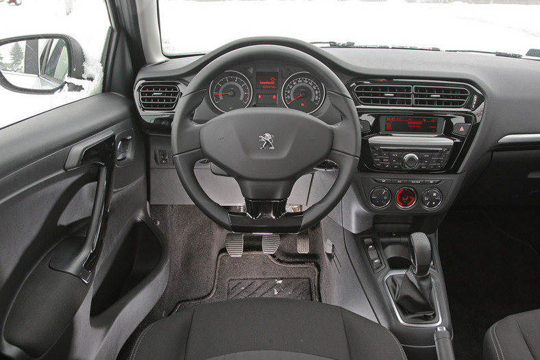 Peugeot 301 kontra Skoda Rapid: limuzyny małego formatu