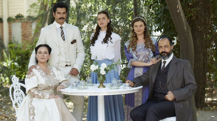 A 2013-14-ben készült török sorozat sorozat főszereplői (Fotó: (Tv2)