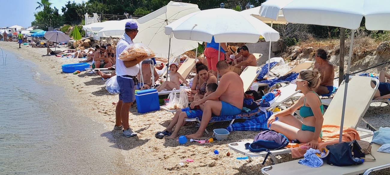 Srbija plaće od smeha zbog Anine objave o pripremama za Grčku